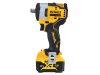 DEWALT Akkus ütvecsavarozó 12 V szénkefe nélküli (2 x 5,0 Ah akku + töltő) DCF901P2